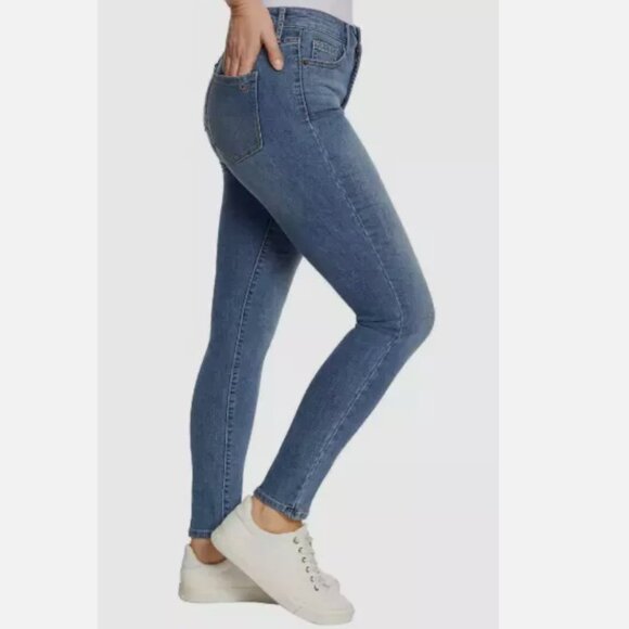 Jessica Simpson High Rise Skinny Jean - Light Blue - NWT - Picture 2 of 4